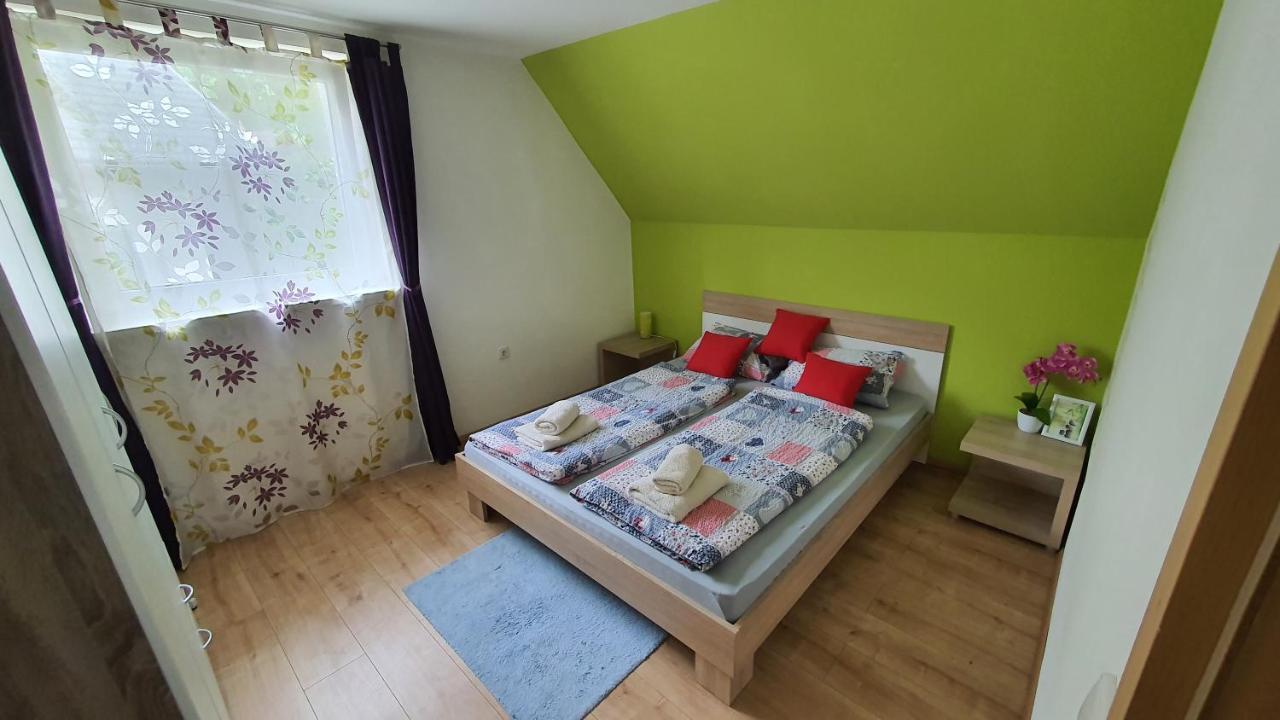 Apartment Tijana Nomenj Zewnętrze zdjęcie