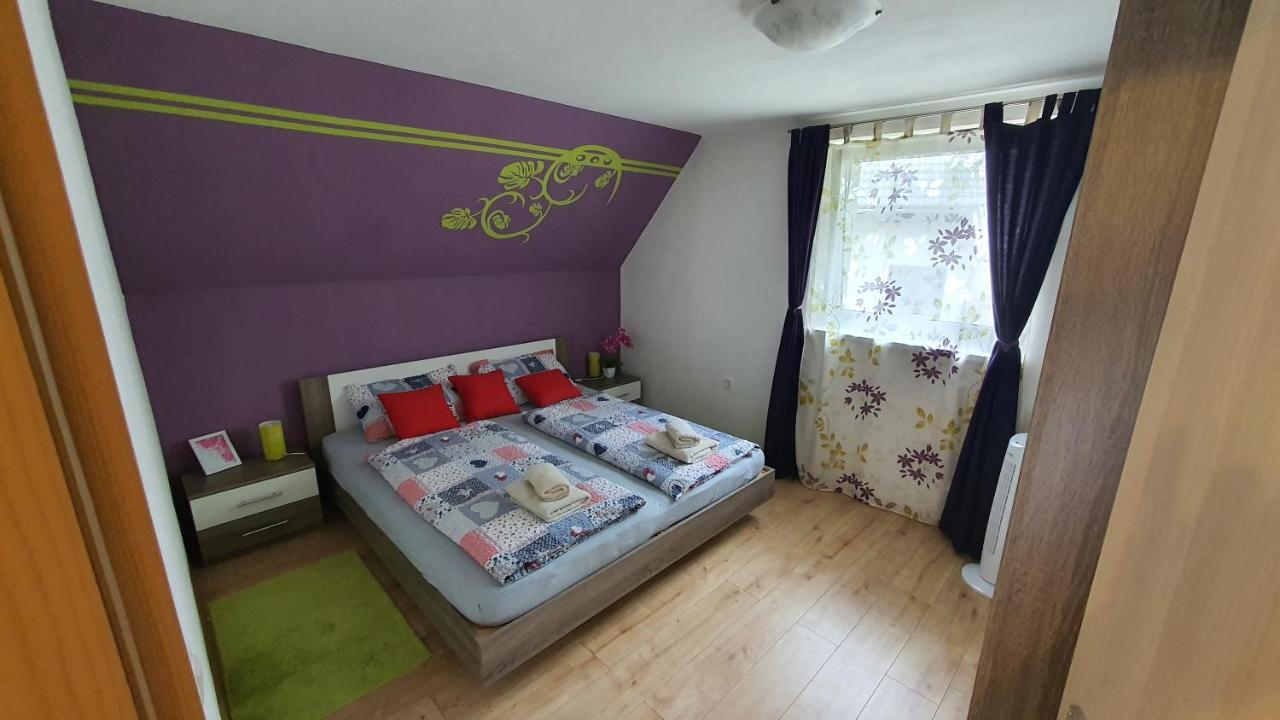 Apartment Tijana Nomenj Zewnętrze zdjęcie