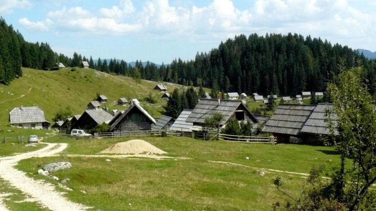 Apartment Tijana Nomenj Zewnętrze zdjęcie
