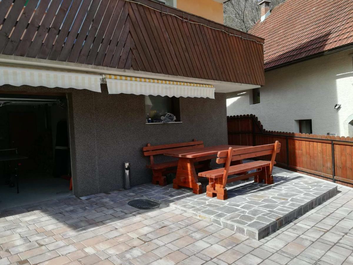 Apartment Tijana Nomenj Zewnętrze zdjęcie